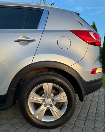 Kia Sportage cena 49900 przebieg: 198583, rok produkcji 2013 z Rzeszów małe 137